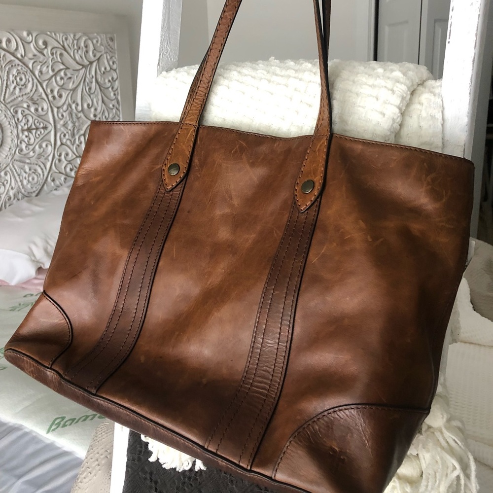 Frye tote
